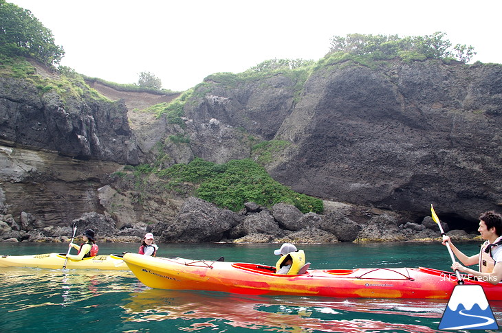 真夏の北海道・小樽塩谷 シーカヤックで目指せ『青の洞窟』！